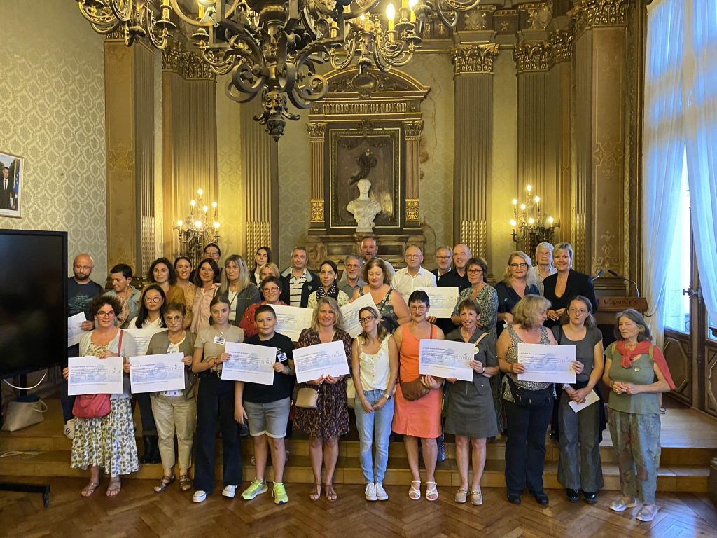 remise de chèque vide grenier